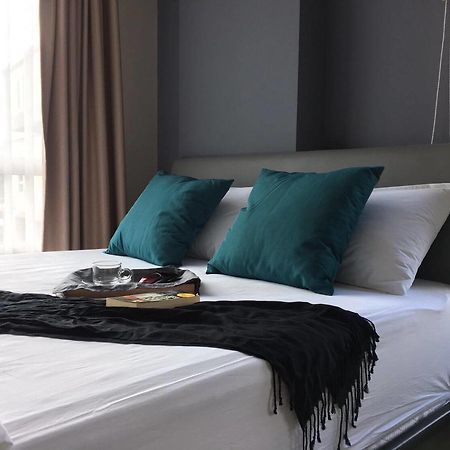 Modern Studio Room At Кату Экстерьер фото